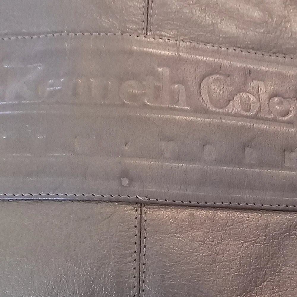 Vintage Leather Kenneth Cole Mate Gold Clutch ..